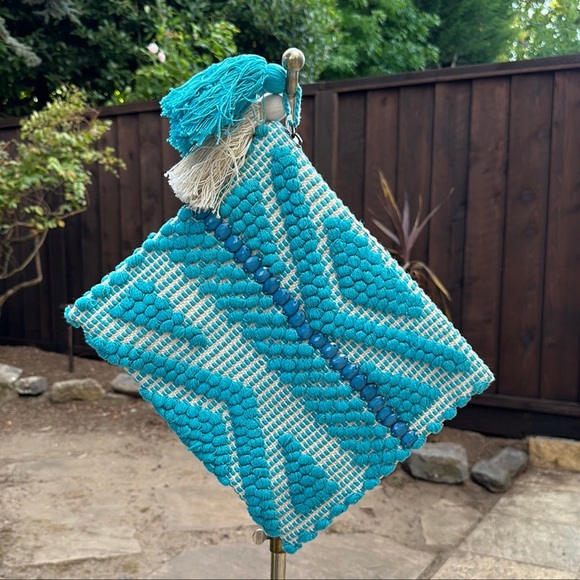 Guadalupe Design Illa Clutch - Turquoise - Picture 1 of 6